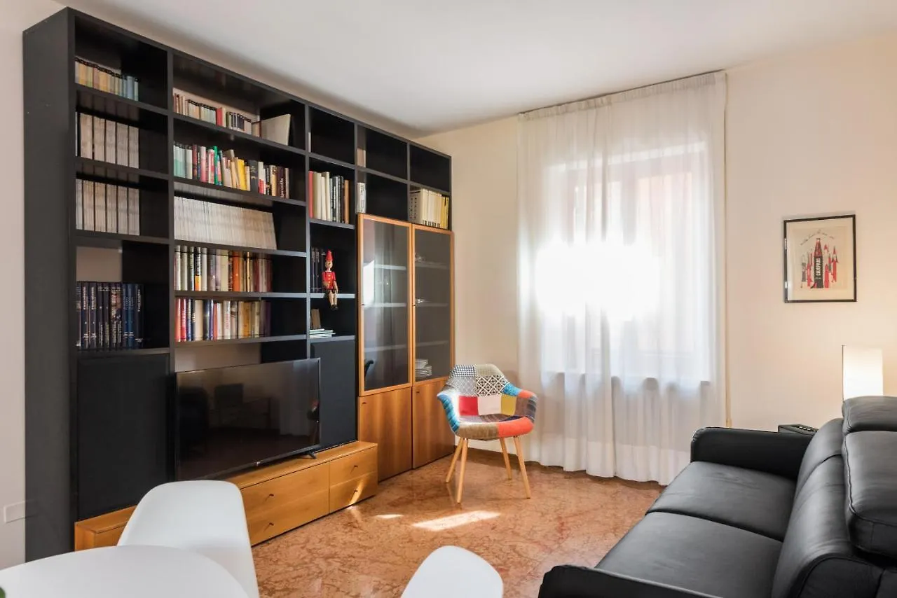 Flats4Rent Luca Apartman Verona Olaszország